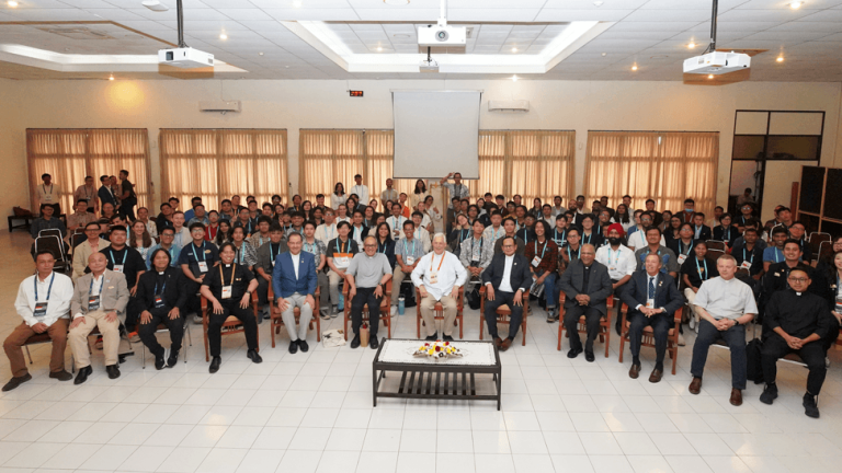 Youth Wing Bersama Pater General - Arturo Sosa